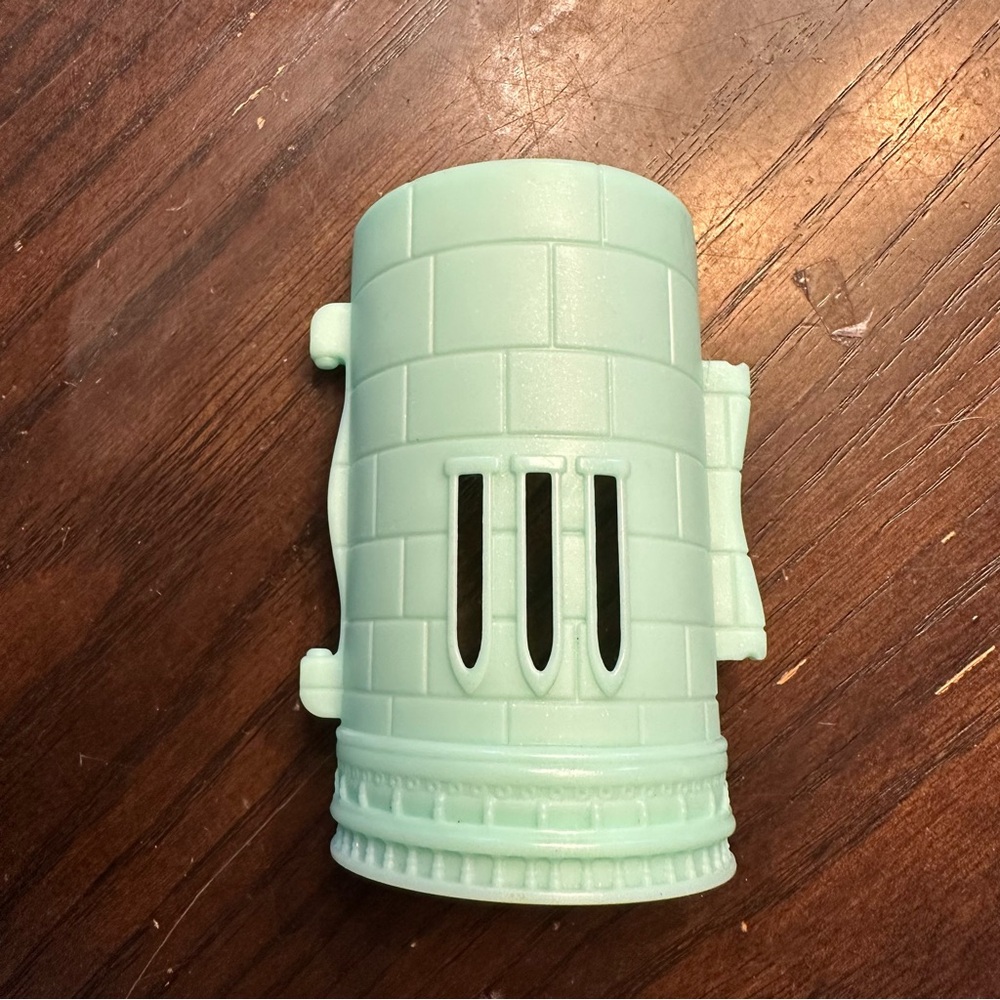 McDonalds Happy Meal 2021 Part of the Castle Disney for Princess Ariel #5